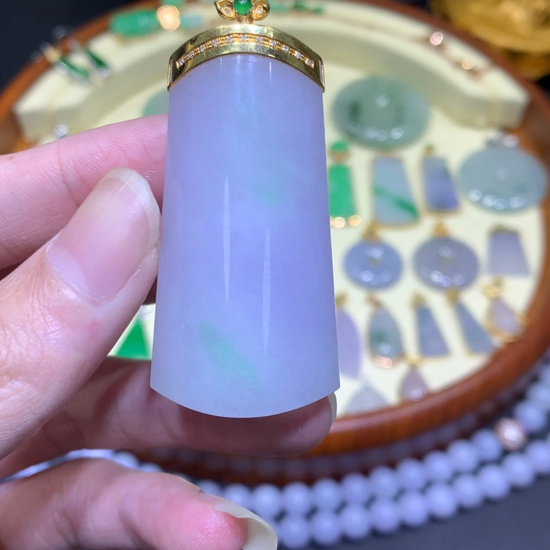 翡翠吊坠(不含链)18K金镶嵌