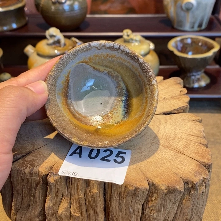 云南建水紫陶，古法柴烧