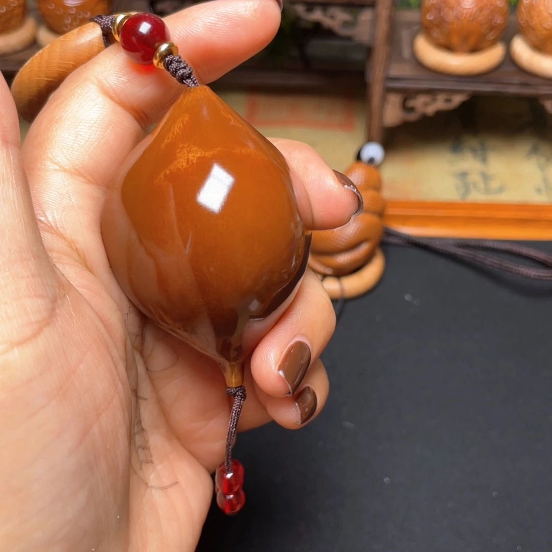 橄榄核吊坠一线天42穿配