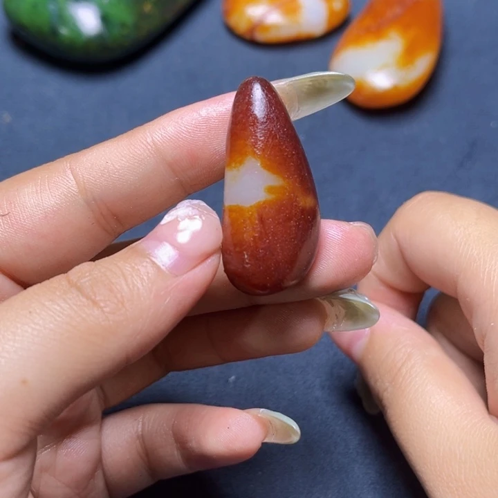 未镶嵌和田玉珠宝奇石