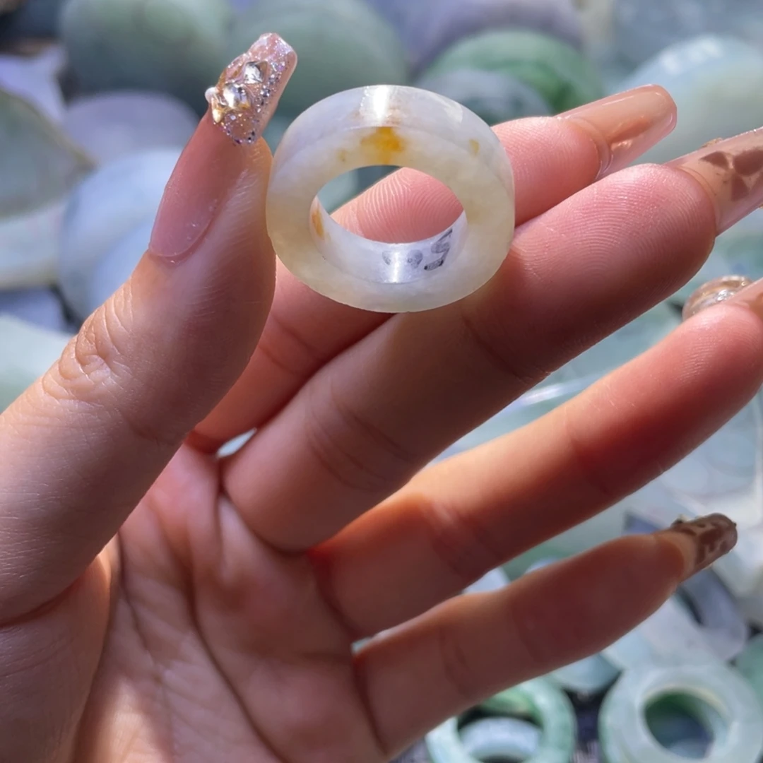 定制翡翠未镶嵌桂花糕戒指