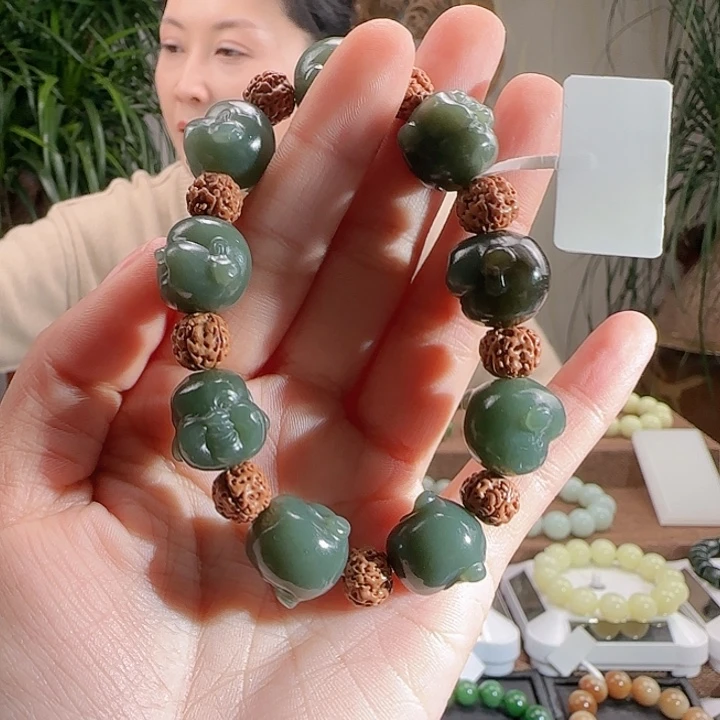 和田玉手串未镶嵌