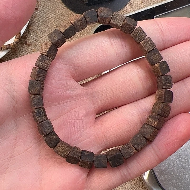 沉香沉香碎屑沉水06方单F001多样性发一