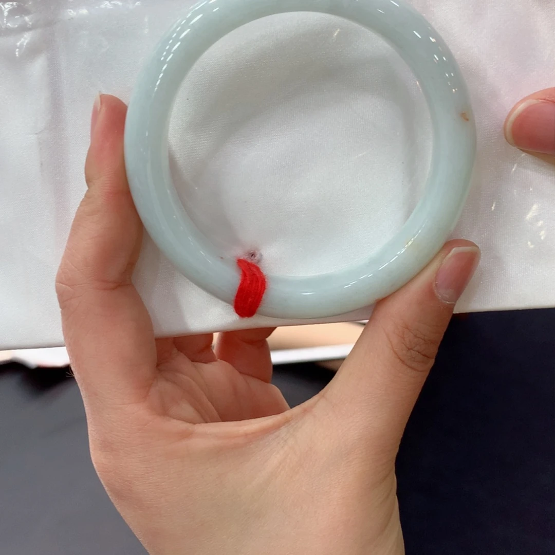 翡翠手镯未镶嵌买断