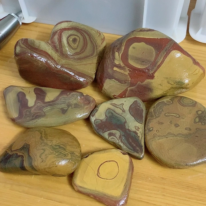 卖***头汨罗江彩陶画面石