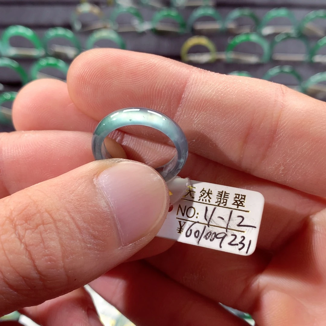 翡翠未镶嵌戒指翡翠戒指
