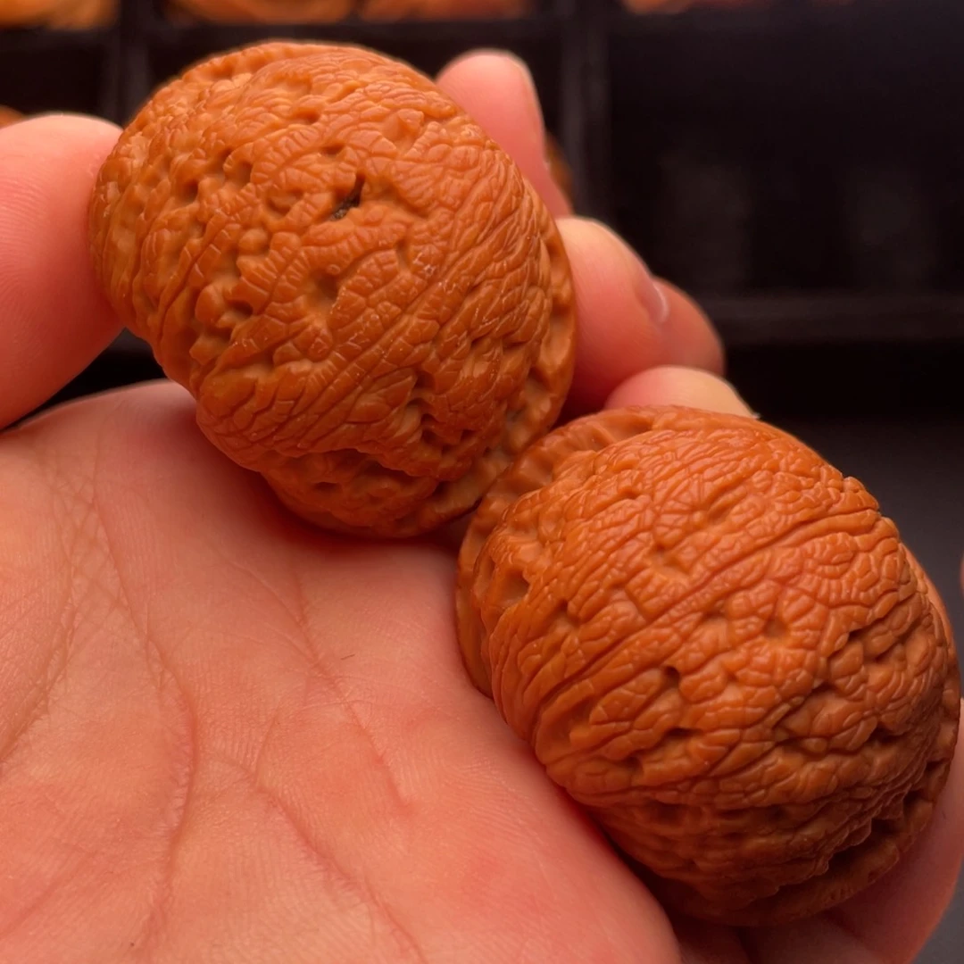 文玩核桃把件秦岭山脉