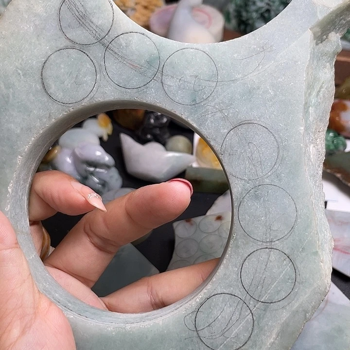颈饰未镶嵌翡翠骑****