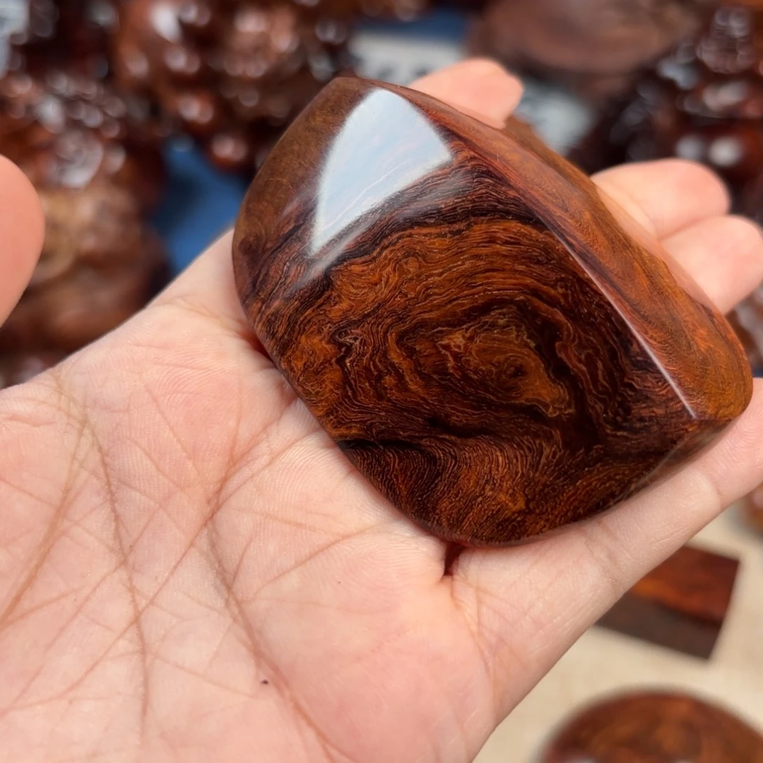 五***7黄花梨/降香黄檀把件