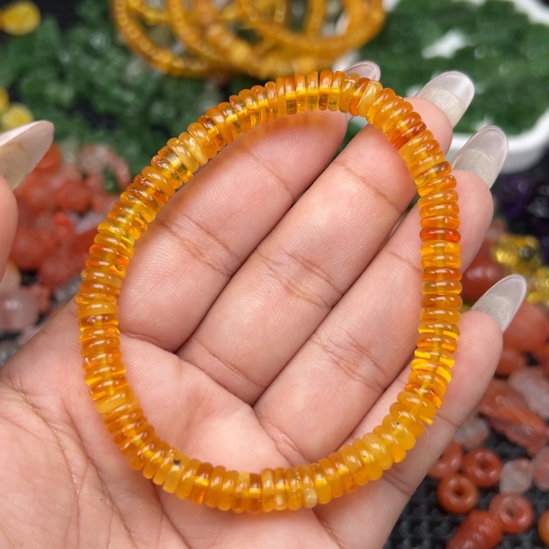 琥珀未镶嵌吊坠(不含链)多样性