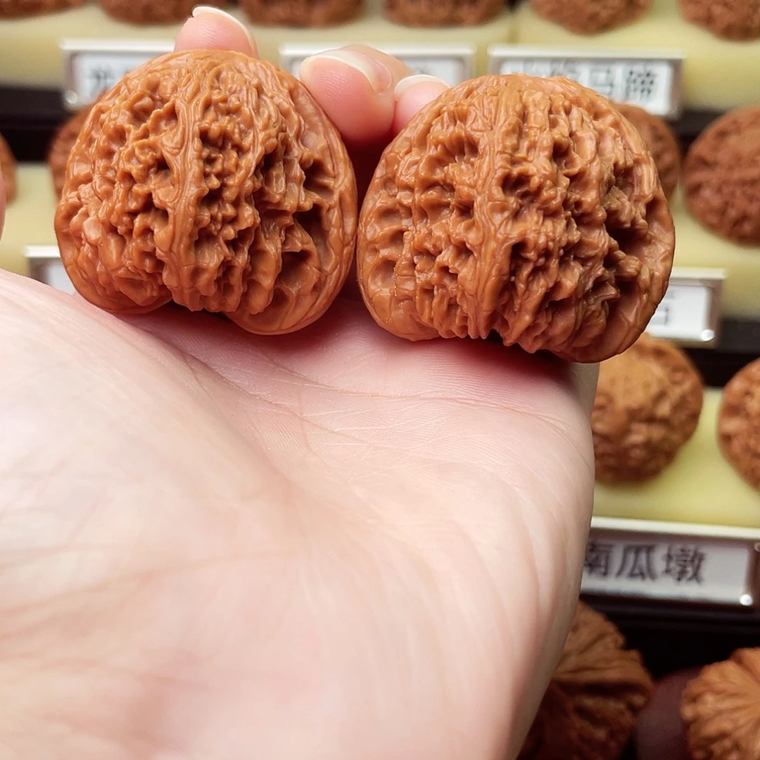 暴***果文玩核桃吊坠南疆42尺332