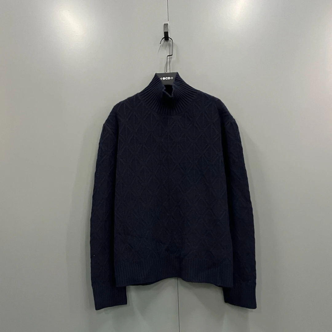 未使用 DIOR/迪奥 (ll) 藏青色CD压纹针织衫 L码/014995