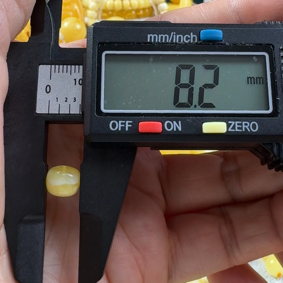 蜜蜡未镶嵌裸石35