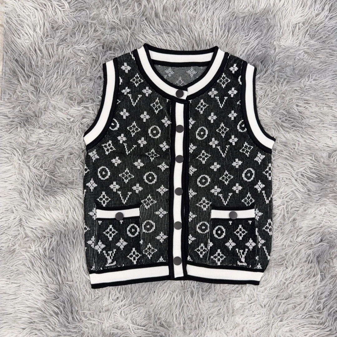 A255 黑背心2025年夏季新款时尚百搭休闲轻奢女装背心