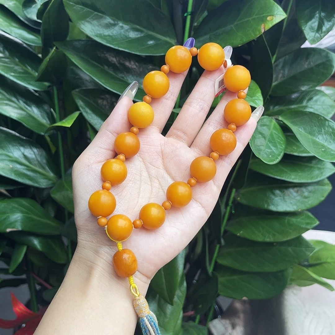 琥珀未镶嵌手链手持