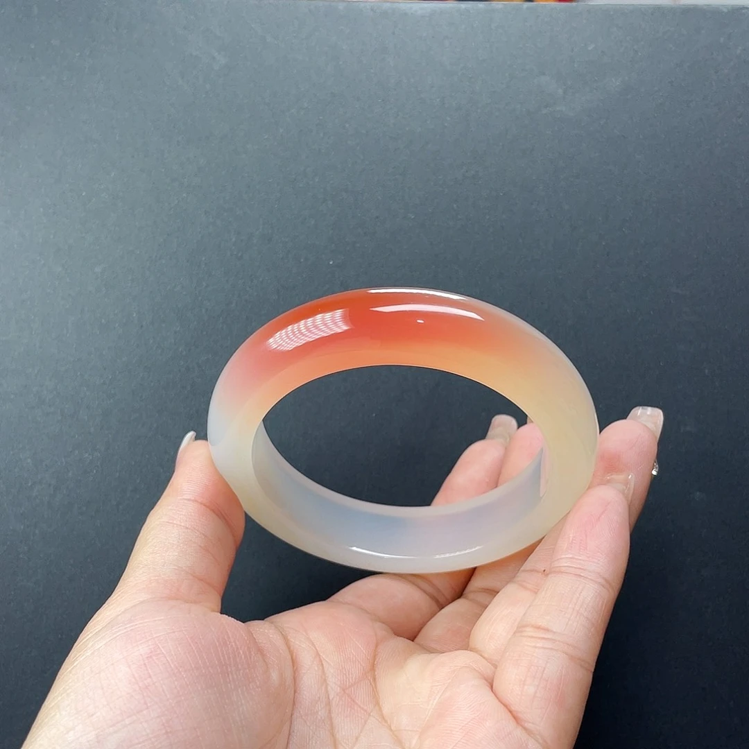 玛瑙/玉髓手镯未镶嵌小*子