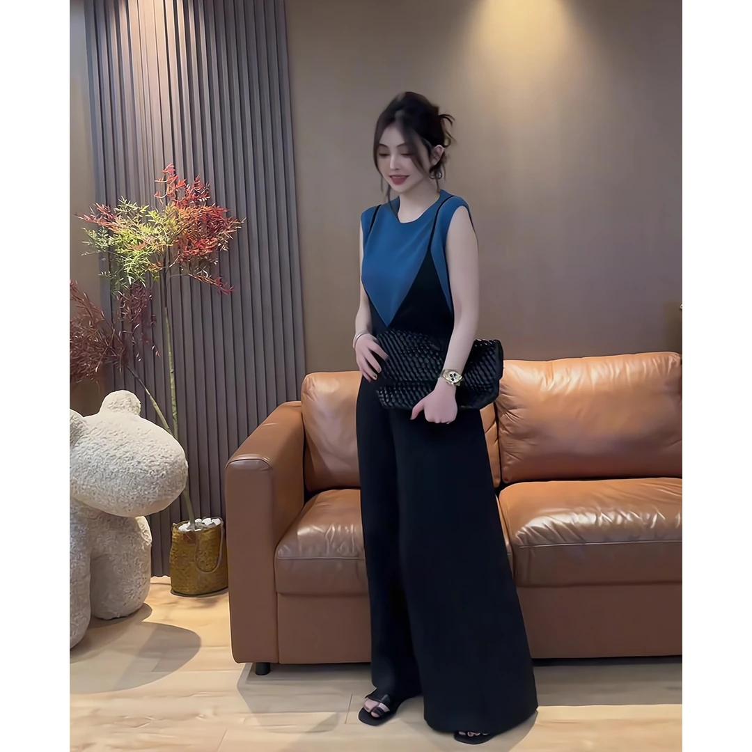 夏季一整套女装2025年新款韩版减龄气质显瘦无袖上衣背带裤两件套