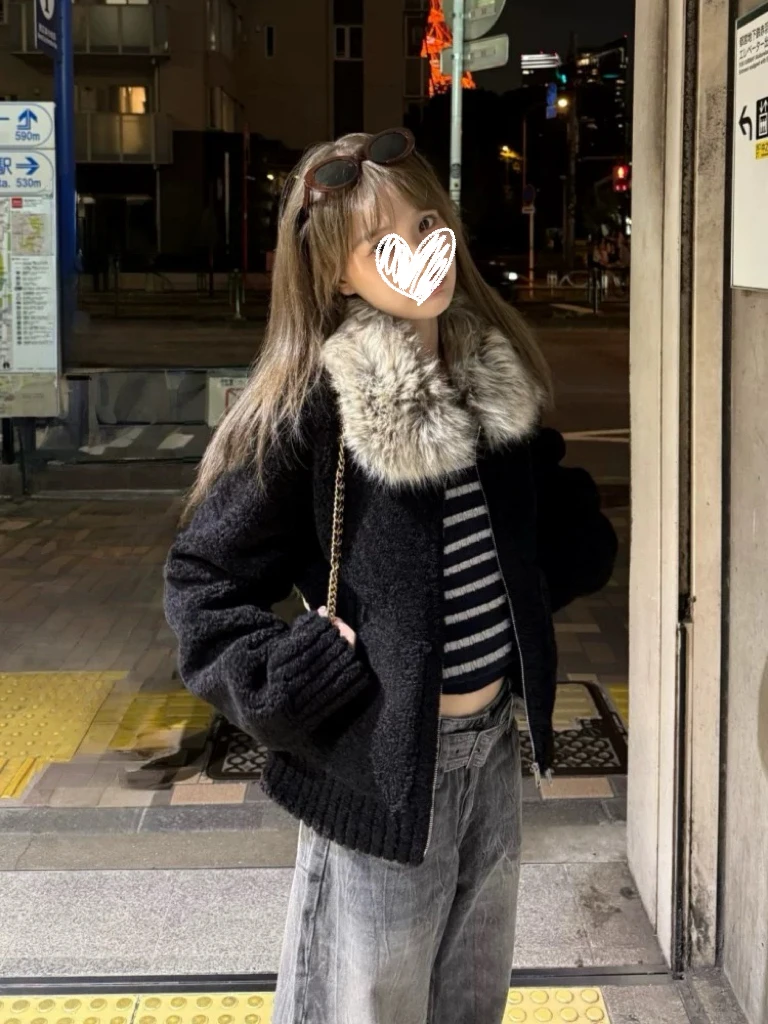 2025新款定染毛领小颗粒皮毛一体毛短款外套女保暖长袖上衣百搭冬