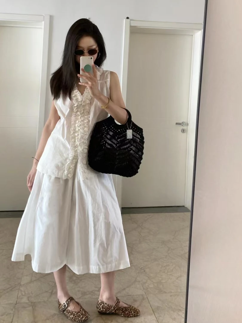 2025春夏新款韩系小众不撞款花瓣领无袖衬衫小衫显瘦阔腿裤两件套