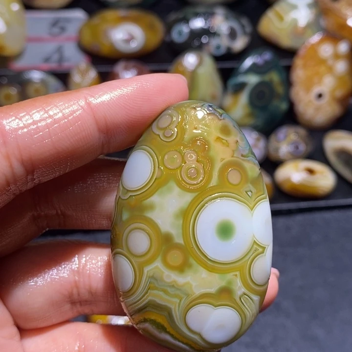 玛瑙/玉髓未镶嵌珠宝奇石45