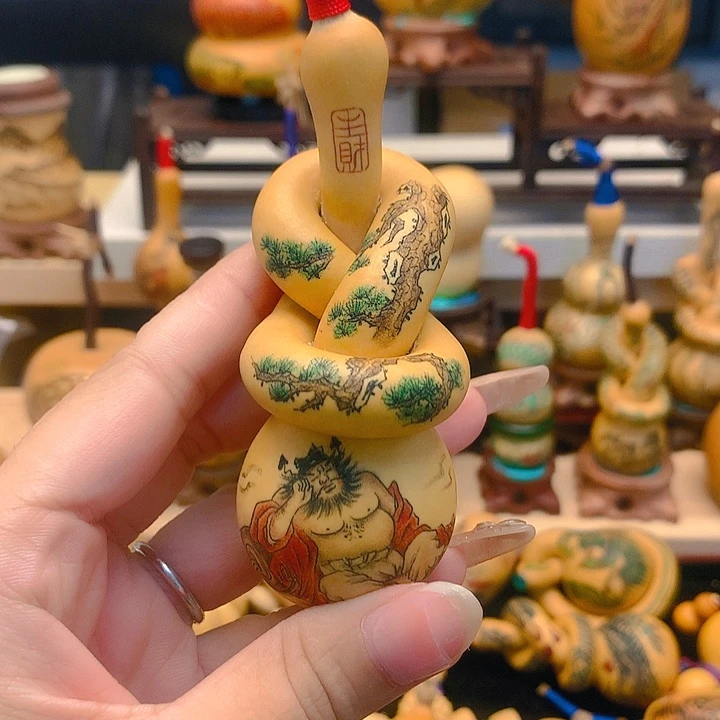 有***巢大叶紫檀（黑酸枝木类）
