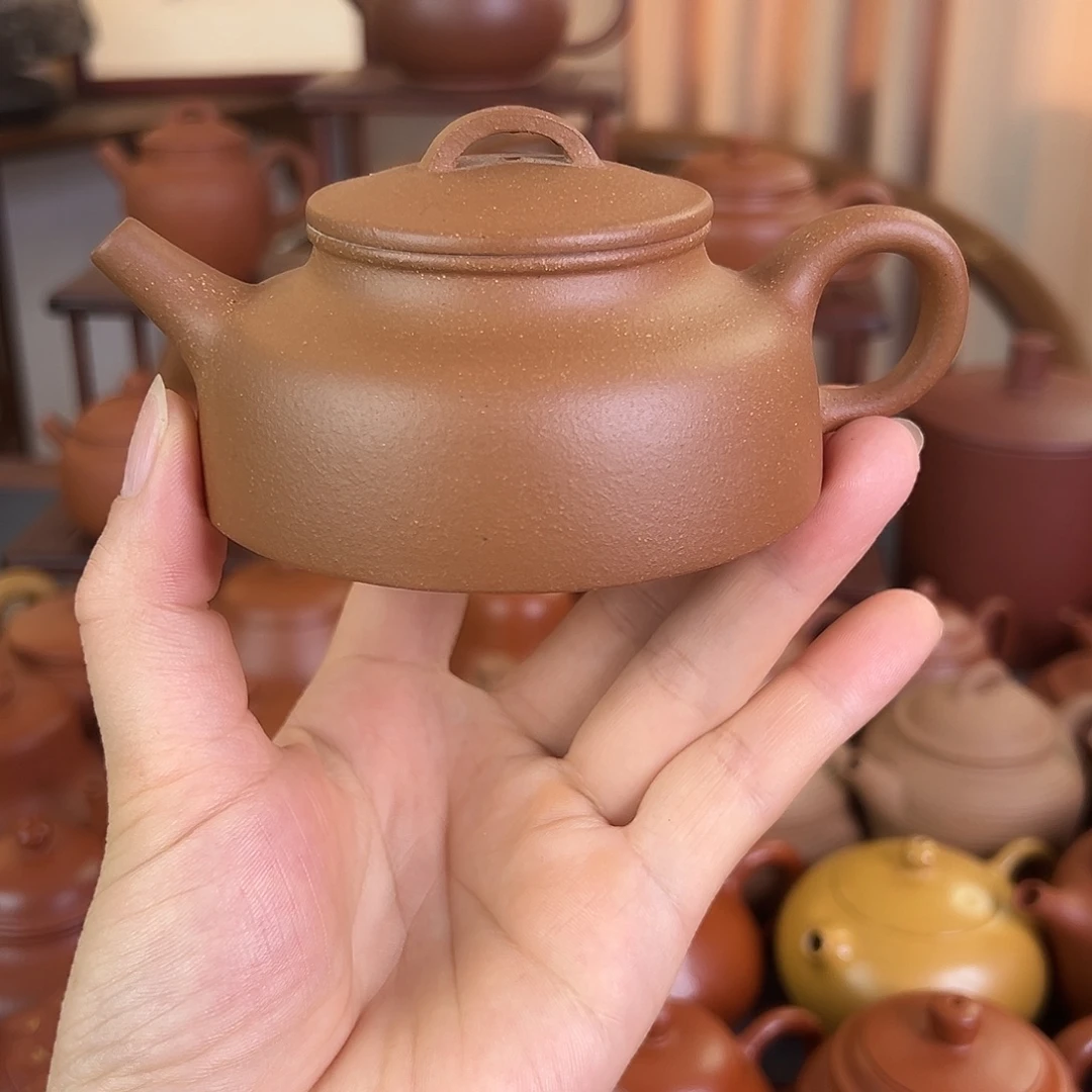 茶壶紫砂精品原矿 折肩半月 黄降坡 150cc