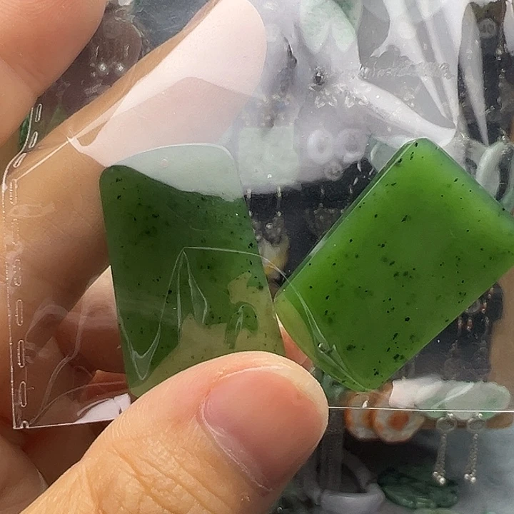Y***T和田玉银S925镶嵌耳饰