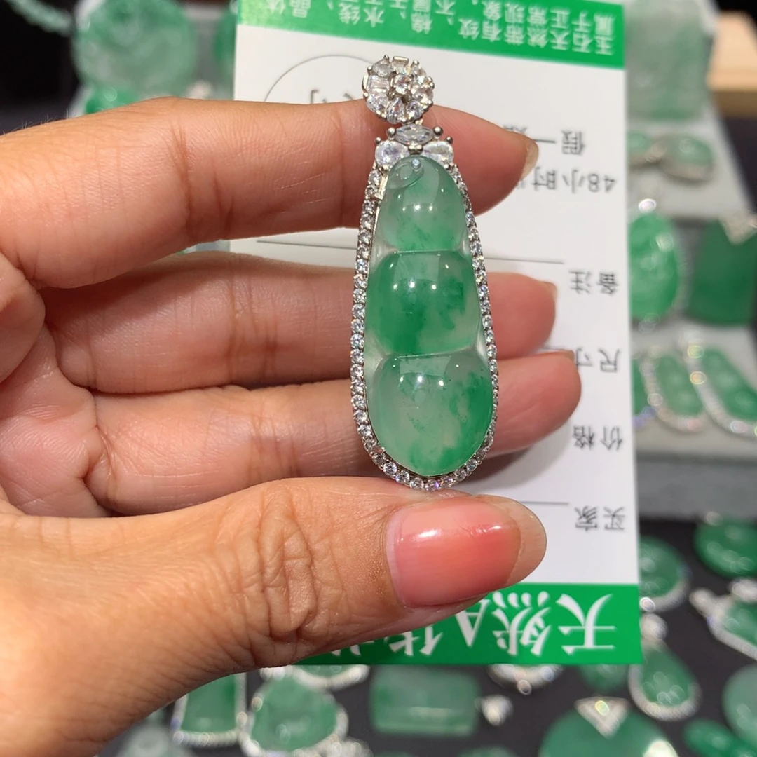 颈饰银S925镶嵌石英质玉