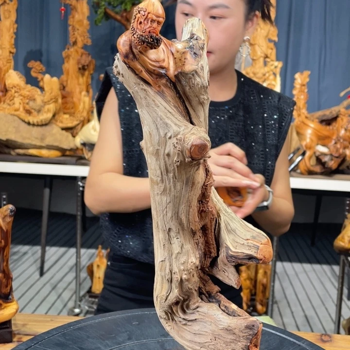 柏木（崖柏）随型摆件