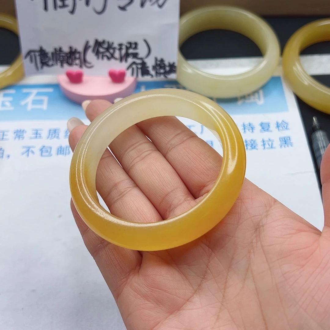 石英质玉手镯未镶嵌586-56+