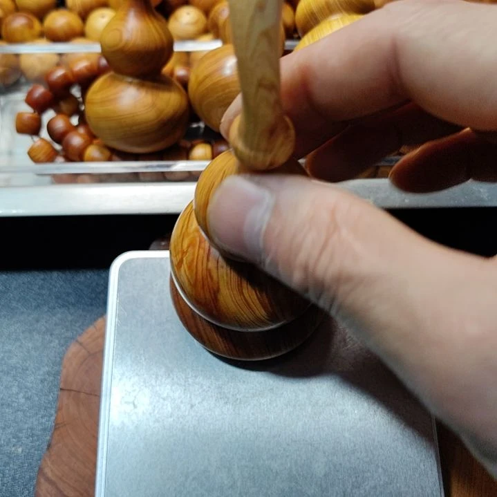 过**烟太行崖柏手工艺品