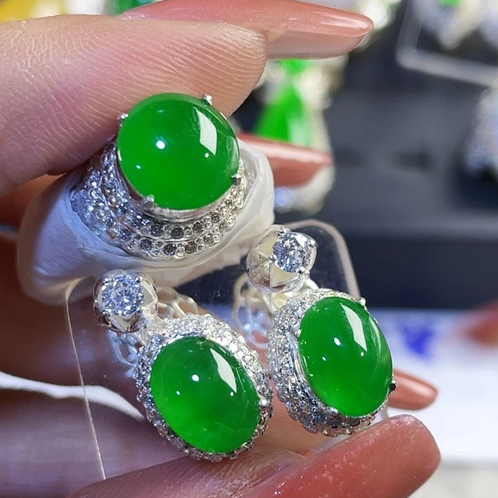 万***8定制翡翠未镶嵌865565588888