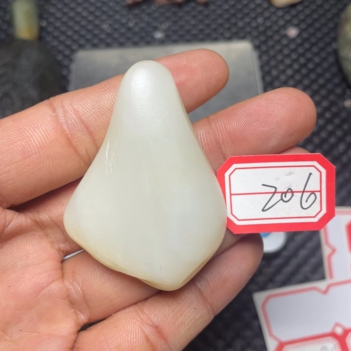 颈饰未镶嵌和田玉瑞*206