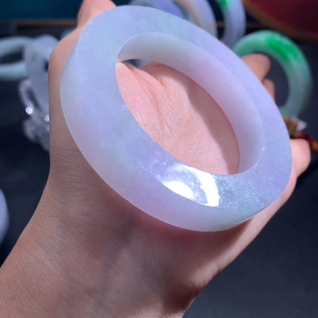 未镶嵌翡翠手镯定制翡翠