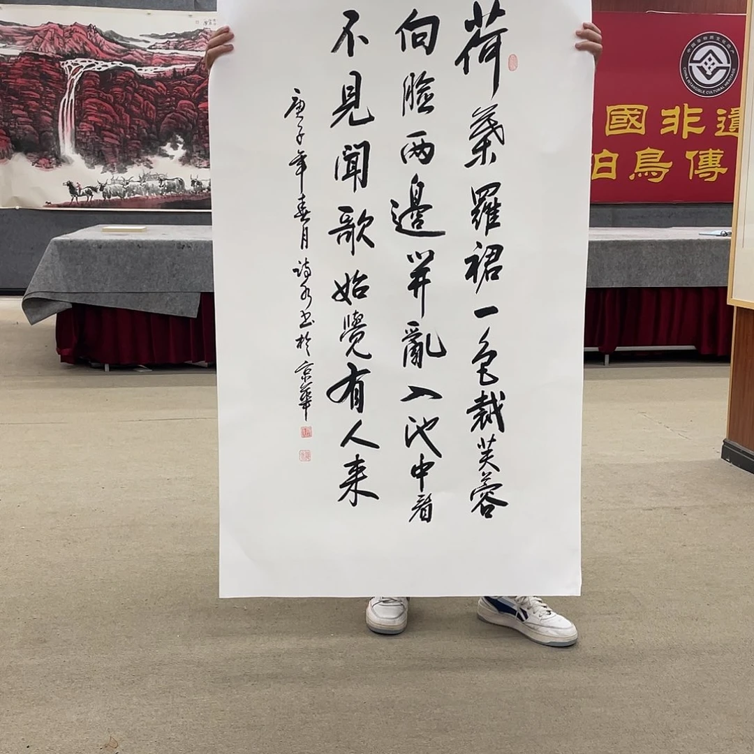 书法可口可乐公司宣布推出了自己最初