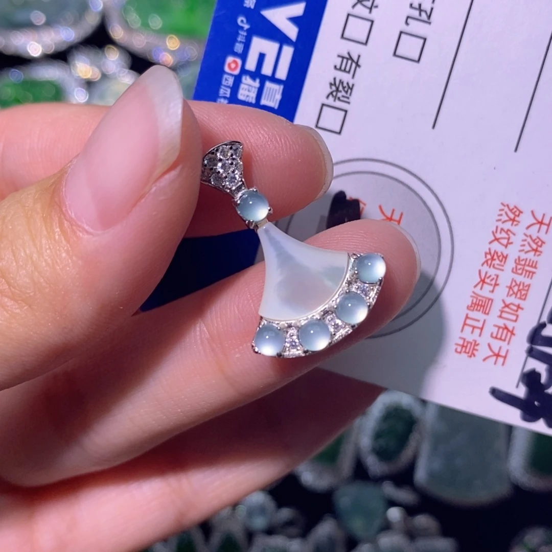 翡翠银S925镶嵌颈饰天然