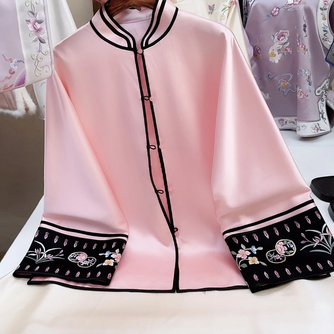 织绣真丝粉色对襟外套