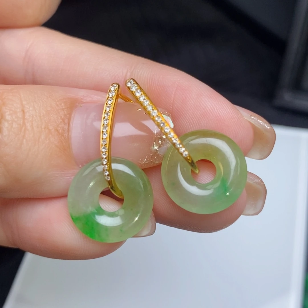 翡翠18K金镶嵌耳饰甜甜圈