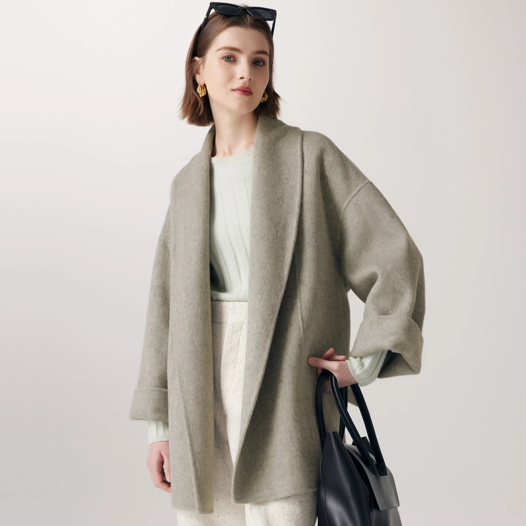 PALUOPO/帕罗绵羊毛翻领时尚系带纯色外套女 ET23130D-A