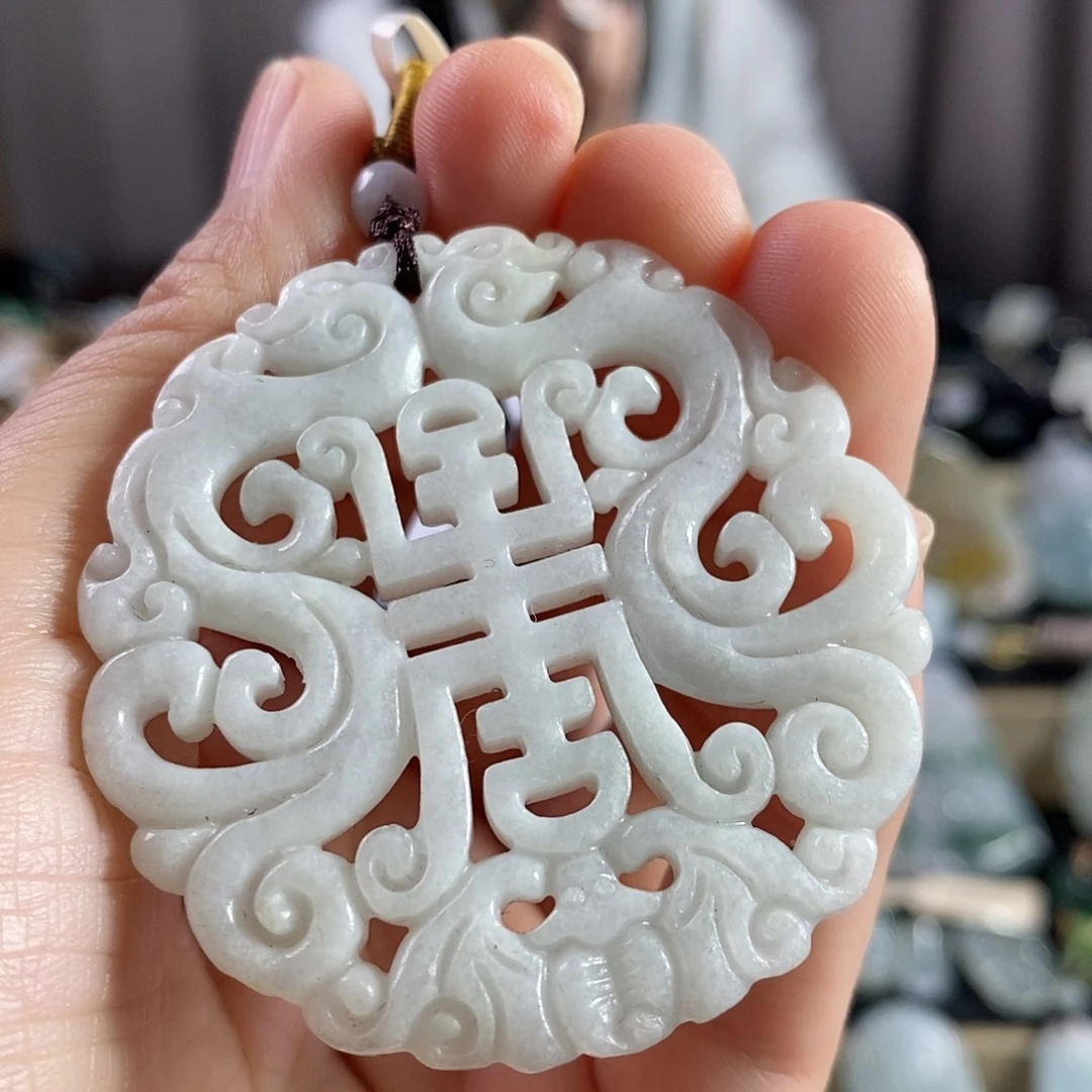 翡翠未镶嵌颈饰吊坠