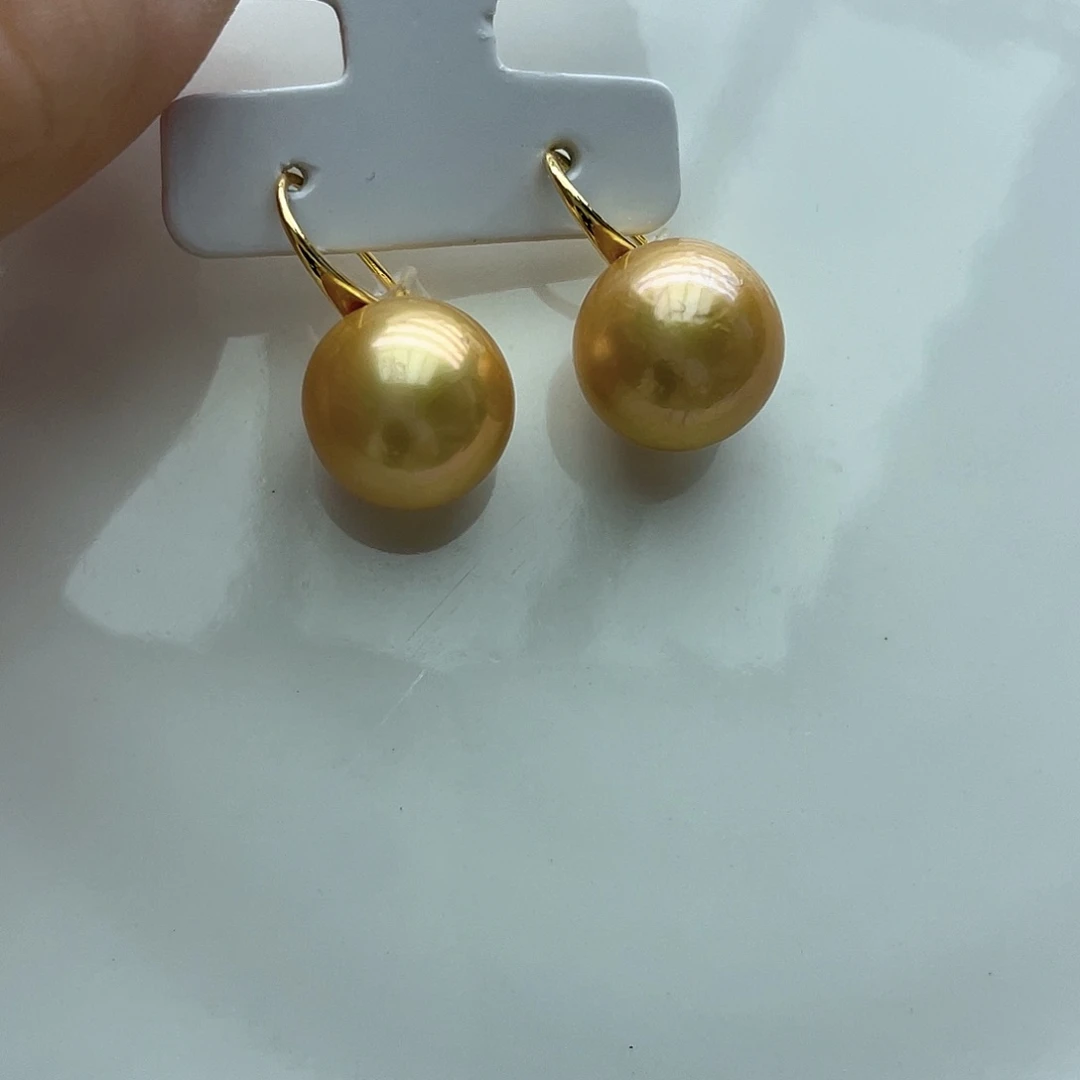 未镶嵌淡水珍珠耳饰