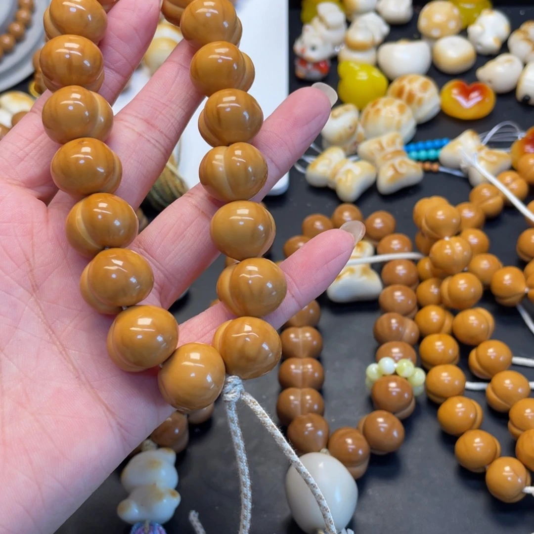 *****猴头核桃吊坠微瑕屁桃➕配饰