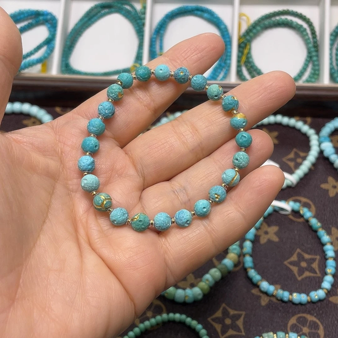 绿松石未镶嵌珠宝奇石022