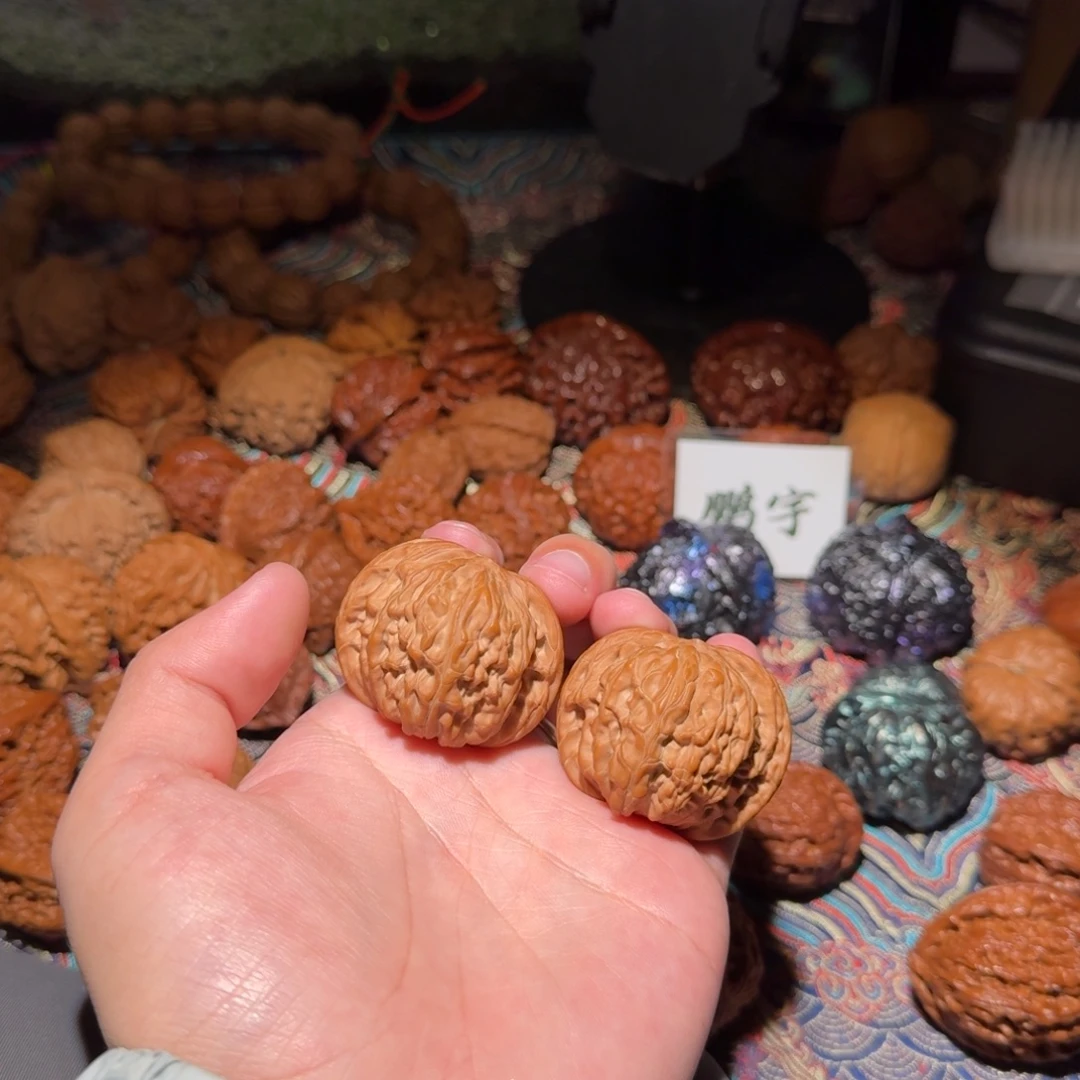 把件文玩核桃1476号42磨盘狮子头文玩核桃