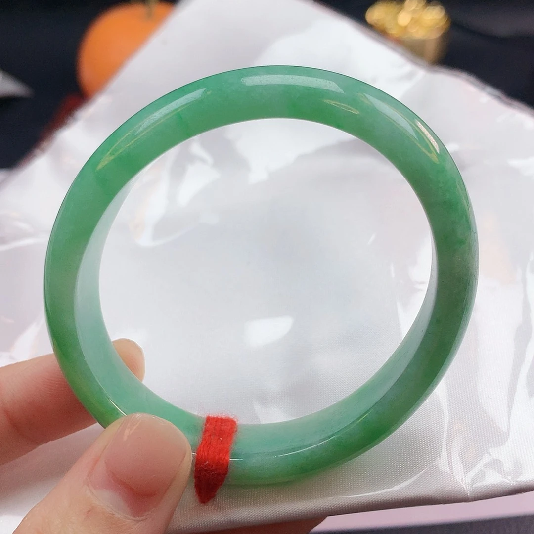 翡翠手镯未镶嵌56圈贵妃2274