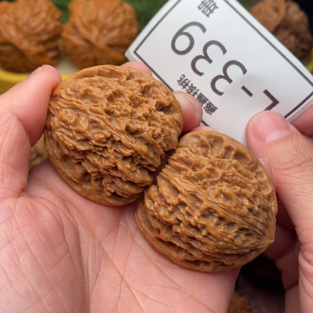 文玩核桃把件南疆41….