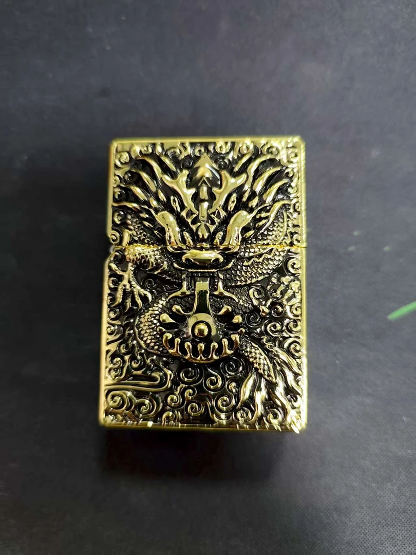 佐罗ZKJ10 6B-黑金盘龙煤油打火机