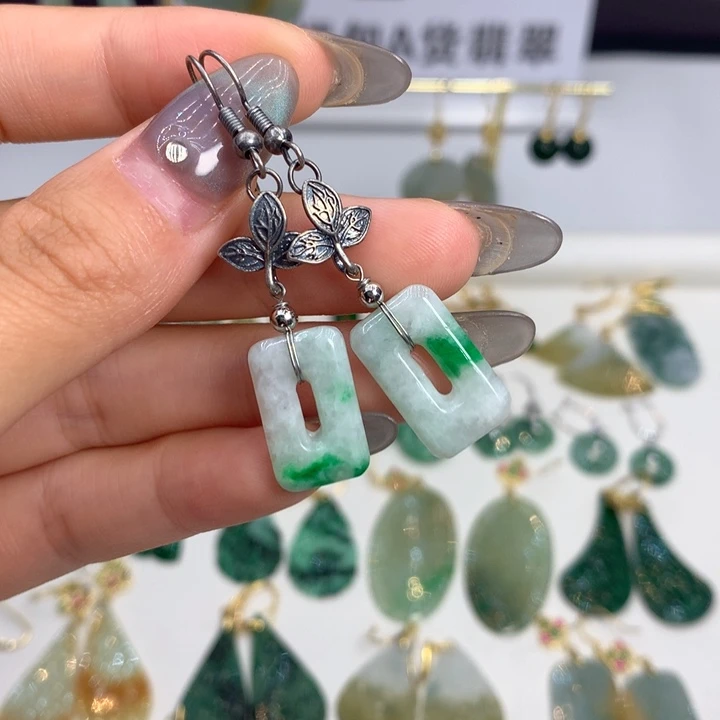 翡翠未镶嵌耳饰耳饰