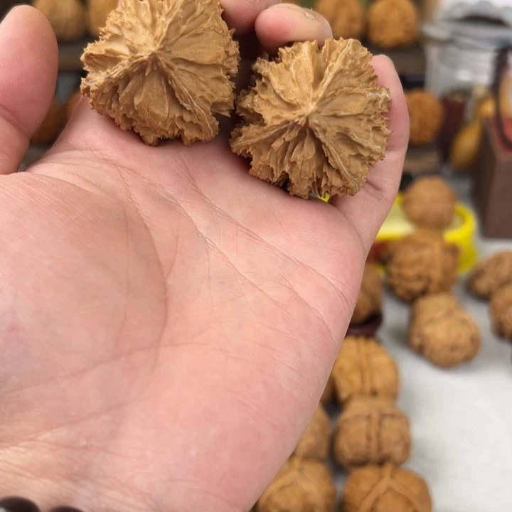 文玩核桃吊坠38全品野生灯笼正奔手疗神器