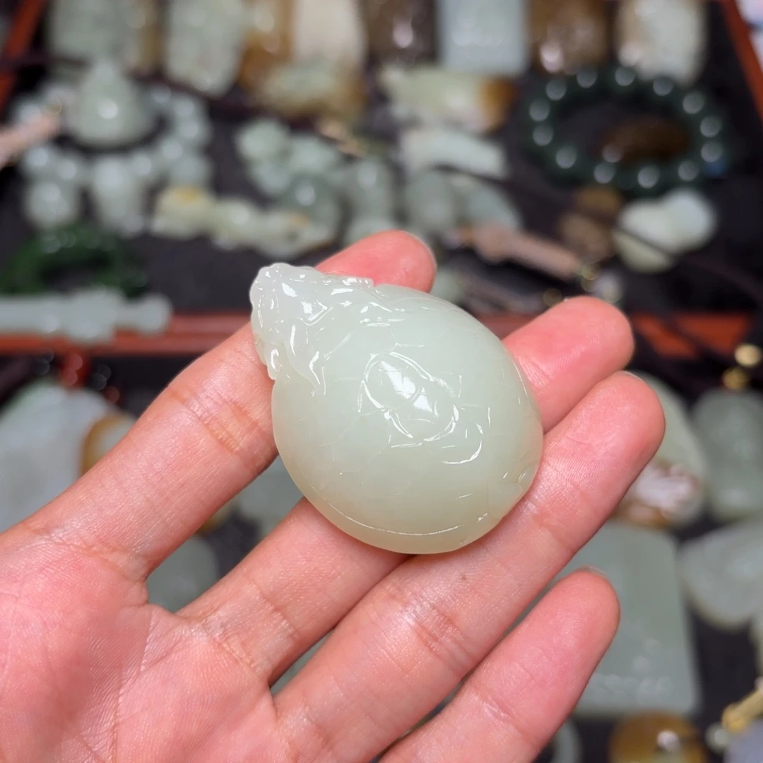 和田玉未镶嵌颈饰陪****站